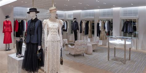 Dior opent winkel met drie verdiepingen op de Dam in .